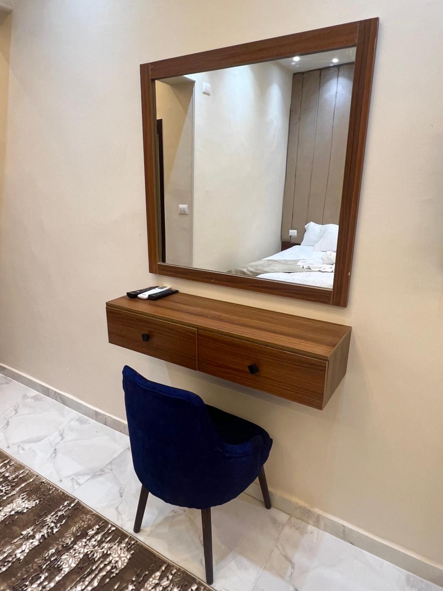 New Glamour Pyramids Hotel Kafret el-Gabal Exteriér fotografie